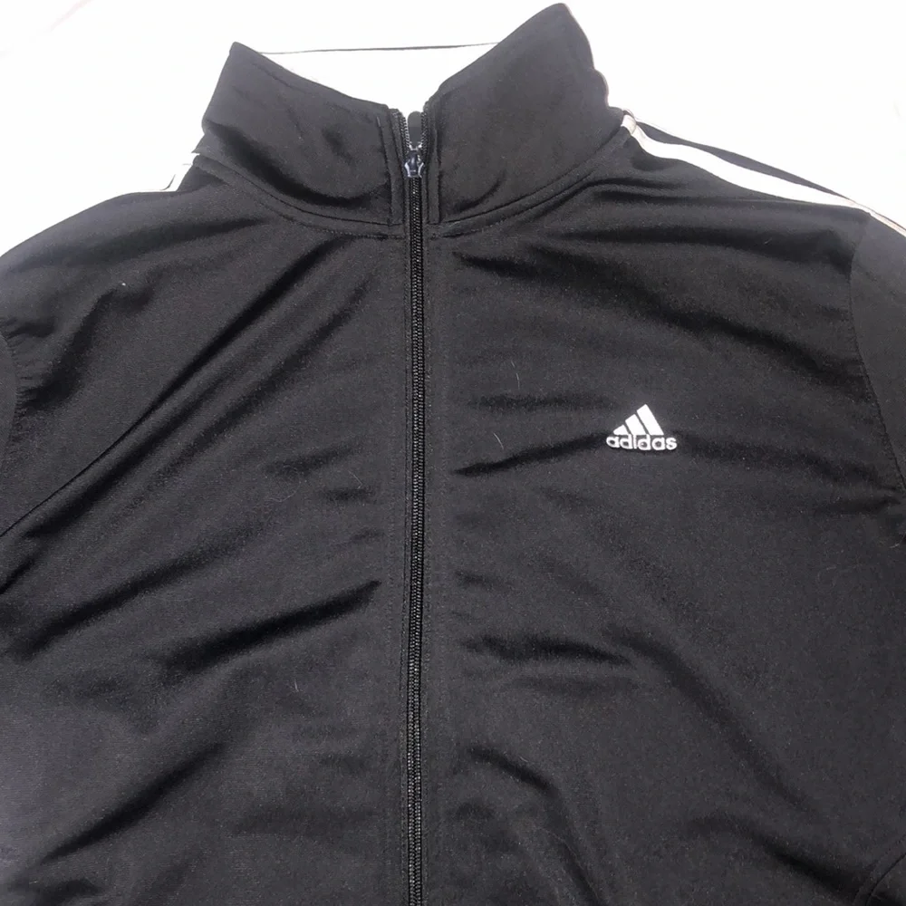 Adidas jacket size Xl - Picture 2 of 3